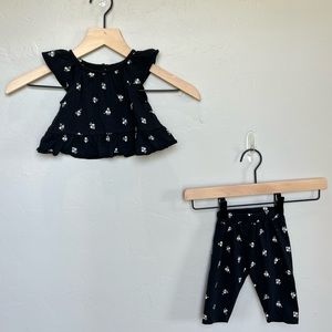 Baby Gap 0-3 mo Black Floral Outfit